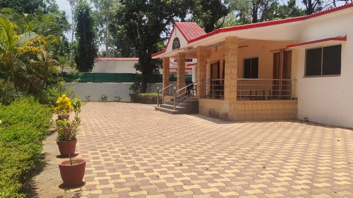 Gumla Forest Rest House.jpg